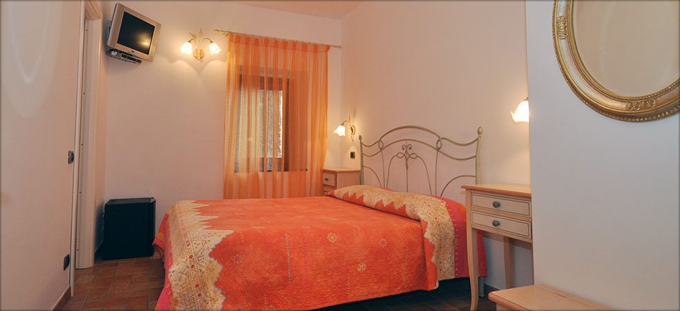 Sandra Villa Rooms - Corniglia Vernazza Cinque Terre Liguria Italy