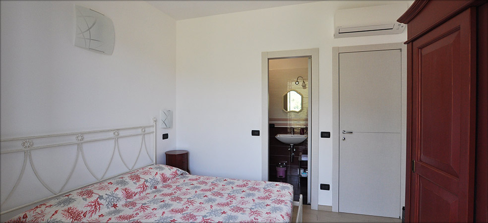 Sandra Villa Rooms - Corniglia Vernazza Cinque Terre Liguria Italy