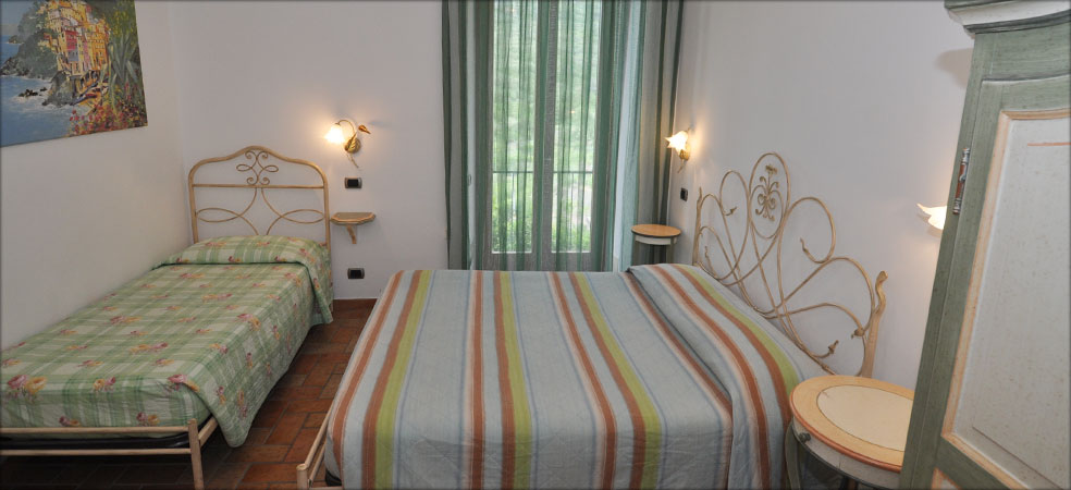 Sandra Villa Rooms - Corniglia Vernazza Cinque Terre Liguria Italien